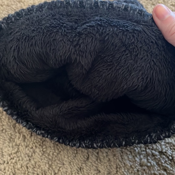 The North Face Cable Knit Beanie - Picture 3 of 4